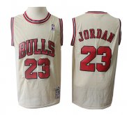 Camiseta Bulls Michael Jordan Retro Crema