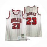Camiseta Chicago Bulls Michael Jordan NO 23 Reload Mitchell & Ness 1997-98 Blanco