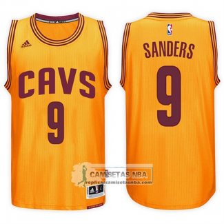 Camiseta Cavaliers Sanders Amarillo