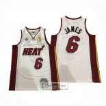 Camiseta Miami Heat LeBron James NO 6 Mitchell & Ness 2012-13 Blanco(1)