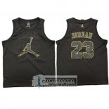 Camiseta Michael Jordan Negro Oro