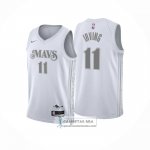 Camiseta Dallas Mavericks Kyrie Irving NO 11 Ciudad 2024-25 Blanco