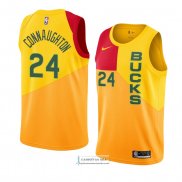 Camiseta Milwaukee Bucks Pat Connaughton Ciudad 2018-19 Amarillo