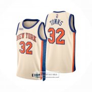 Camiseta New York Knicks Karl-Anthony Towns NO 32 Ciudad 2025-26 Crema