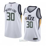 Camiseta Utah Jazz Naz Mitrou-Long Association 2018 Blanco