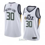 Camiseta Utah Jazz Naz Mitrou-Long Association 2018 Blanco