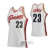 Camiseta Cleveland Cavaliers LeBron James NO 23 Mitchell & Ness 2003-04 Blanco