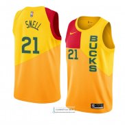 Camiseta Milwaukee Bucks Tony Snell Ciudad 2018-19 Amarillo