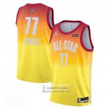Camiseta All Star 2023 Dallas Mavericks Luka Doncic NO 77 Naranja