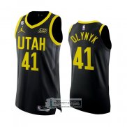 Camiseta Utah Jazz Kelly Olynyk NO 41 Statement Autentico 2022-23 Negro