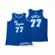 Camiseta Los Angeles Lakers Luka Doncic NO 77 Classic 2024-25 Azul