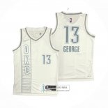 Camiseta Oklahoma City Thunder Paul George NO 13 Ciudad 2021-22 Blanco