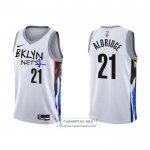 Camiseta Brooklyn Nets Lamarcus Aldridge NO 21 Ciudad 2022-23 Blanco