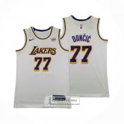 Camiseta Los Angeles Lakers Luka Doncic NO 77 2024-25 Blanco