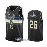 Camiseta Milwaukee Bucks Kyle Korver Statement 2020-21 Negro