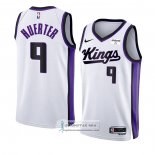 Camiseta Sacramento Kings Kevin Huerter NO 9 Association 2023-24 Blanco