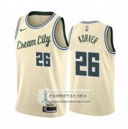 Camiseta Milwaukee Bucks Kyle Korver Ciudad Crema