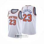Camiseta New York Knicks Mitchell Robinson NO 23 Association 2024-25 Blanco