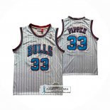 Camiseta Chicago Bulls Scottie Pippen NO 33 Mitchell & Ness 1997-98 Blanco1