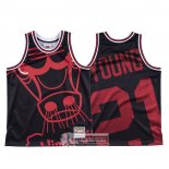 Camiseta Chicago Bulls Thaddeus Young Mitchell & Ness Big Face Negro