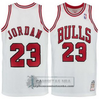 Camiseta Retro Bulls Jordan 1998 Blanco