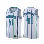Camiseta Charlotte Hornets Willy Hernangomez Classic Blanco