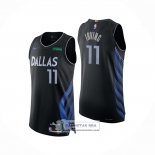 Camiseta Dallas Mavericks Kyrie Irving NO 11 Ciudad Authentic 2025-26 Negro