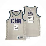 Camiseta Charlotte Hornets LaMelo Ball NO 2 Ciudad Edition Gris
