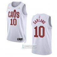 Camiseta Cleveland Cavaliers Darius Garland NO 10 Association 2022-23 Blanco