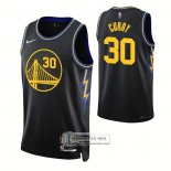 Camiseta Golden State Warriors Stephen Curry NO 30 Ciudad 2021-22 Negro