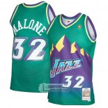 Camiseta Utah Jazz Karl Malone NO 32 Mitchell & Ness 1996-97 Verde