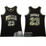 Camiseta Chicago Bulls Michael Jordan Camuflaje Negro