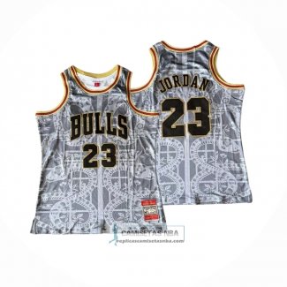 Camiseta Chicago Bulls Michael Jordan NO 23 Mitchell & Ness 1997-98 Blanco