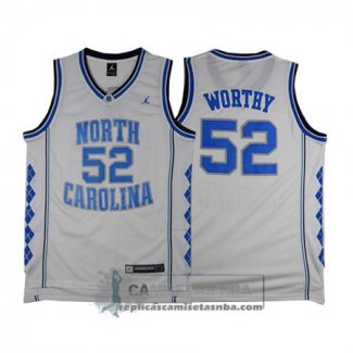 Camiseta NCAA Universidad de Carolina del Norte Worthy Blanco