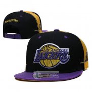 Gorra Los Angeles Lakers Mitchell & Ness Negro Violeta Amarillo